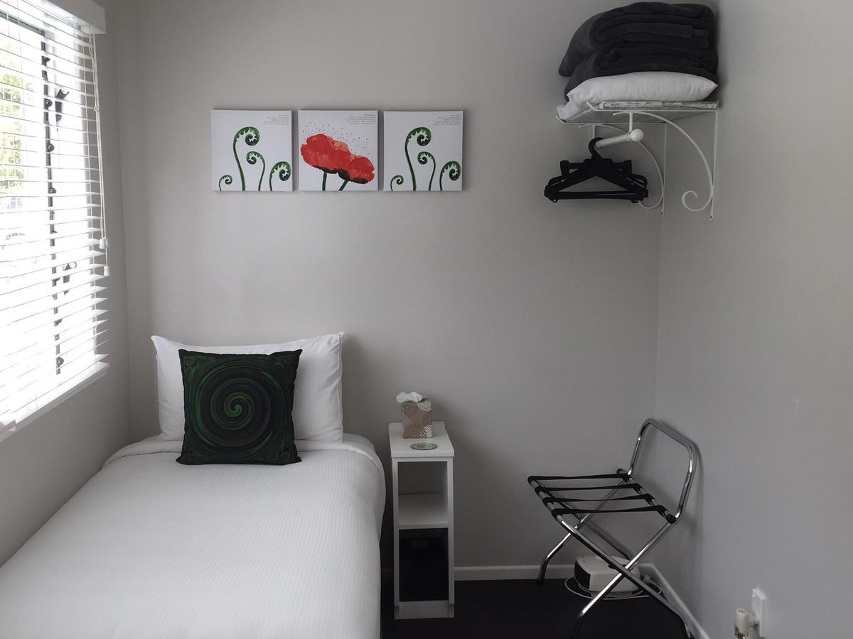 Kiwi House Waiheke Otel Oneroa Dış mekan fotoğraf